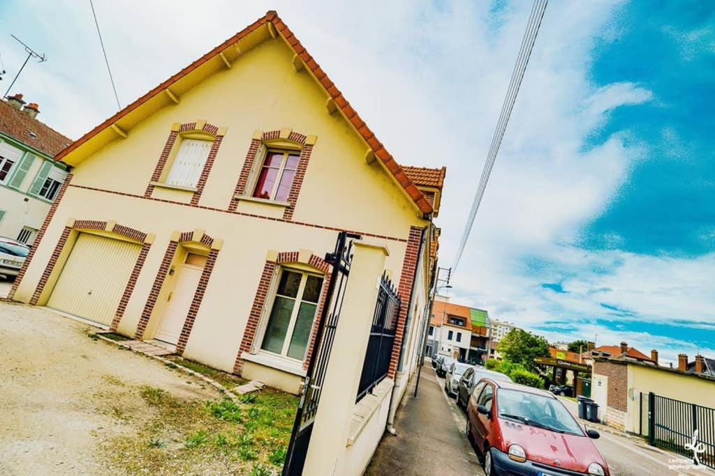 Duplex Centre Ville 6 Personnes تروي المظهر الخارجي الصورة