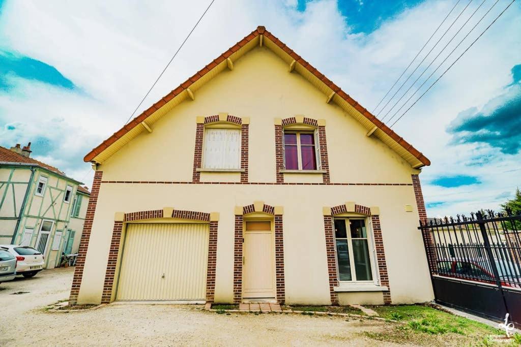Duplex Centre Ville 6 Personnes تروي المظهر الخارجي الصورة